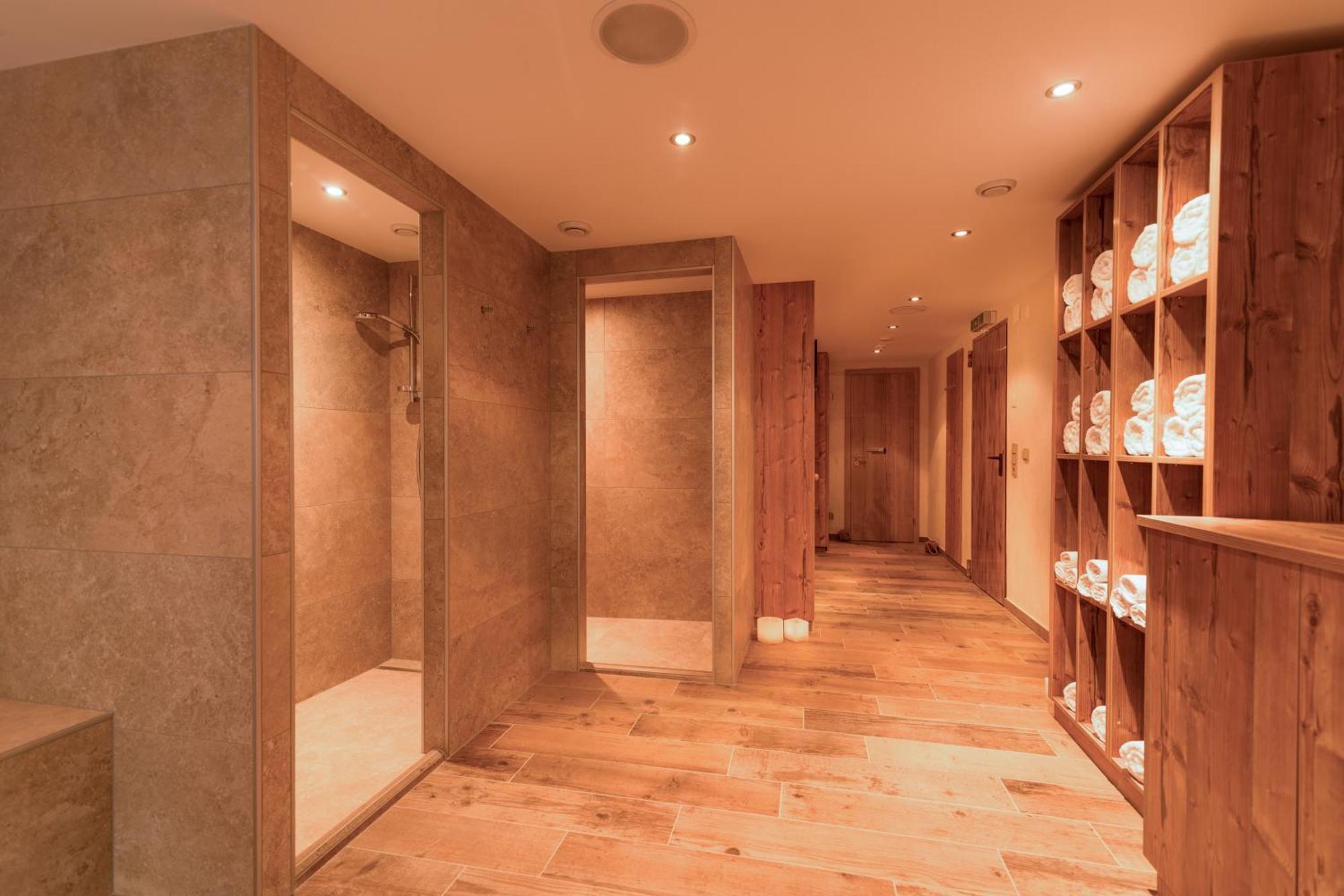 Hotel Garni Alpenblick Ischgl Exterior photo